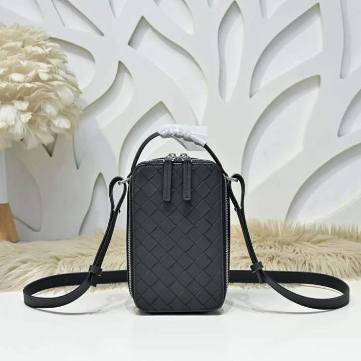Picture of Bottega Veneta Mens Bags _SKUfw233560979fw